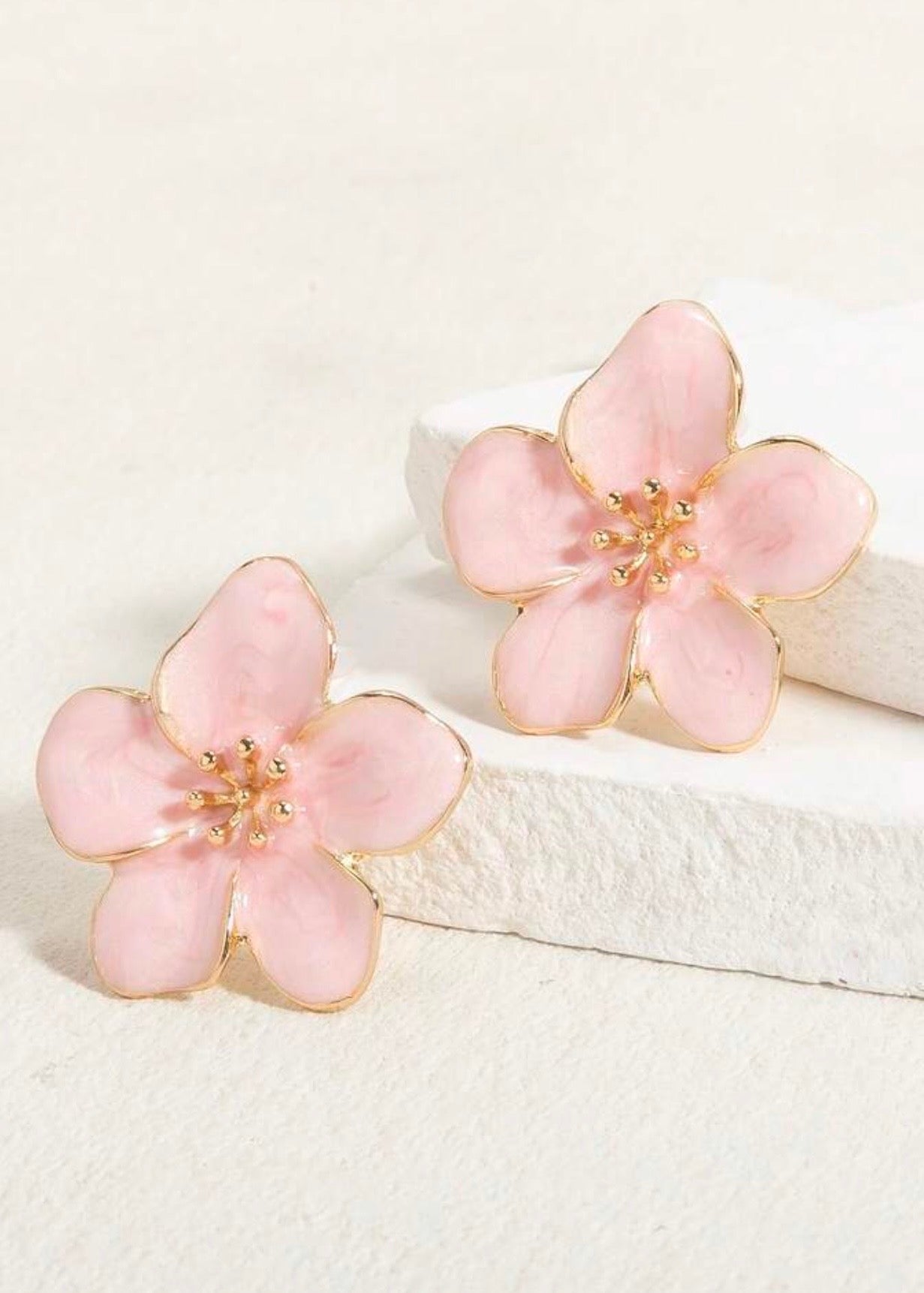 White petal earrings